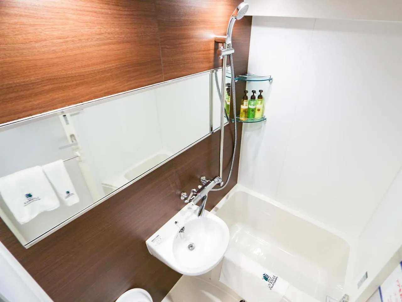 Hotel Livemax Sapporo Susukino 2*,  Japon